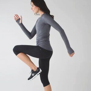 Lululemon Swiftly Tech Long Sleeve Heathered Black Running Size 4
